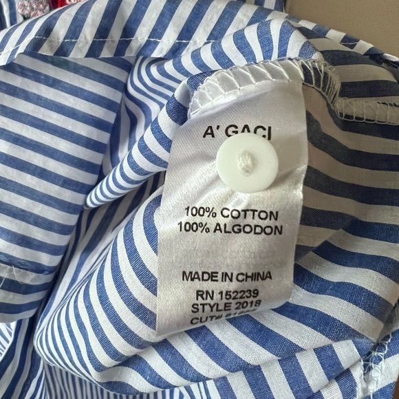 Agaci blue and white striped floral button down preppy top NWT small - Picture 4 of 4